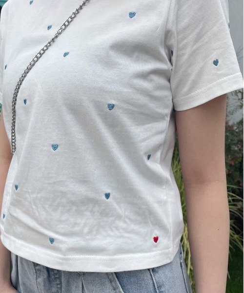 one way（ワンウェイ）の「【サイズ展開あり】ハートまみれTシャツ（Tシャツ/カットソー・レディース・ホワイト×ブラック/ブラック/ホワイト×ピンク/ホワイト×レッド/ホワイト×ブルー・FREE/MEDIUM）」の13枚目の写真