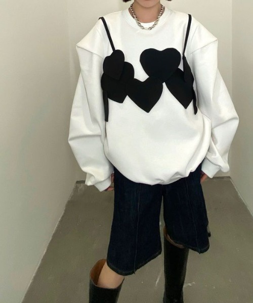 deux amour(ドゥーザムール)の「ハート柄キャミデザイントレーナー(スウェット・レディース・グレー/ホワイト・FREE)」の4枚目の写真