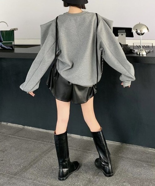 deux amour(ドゥーザムール)の「ハート柄キャミデザイントレーナー(スウェット・レディース・グレー/ホワイト・FREE)」の7枚目の写真