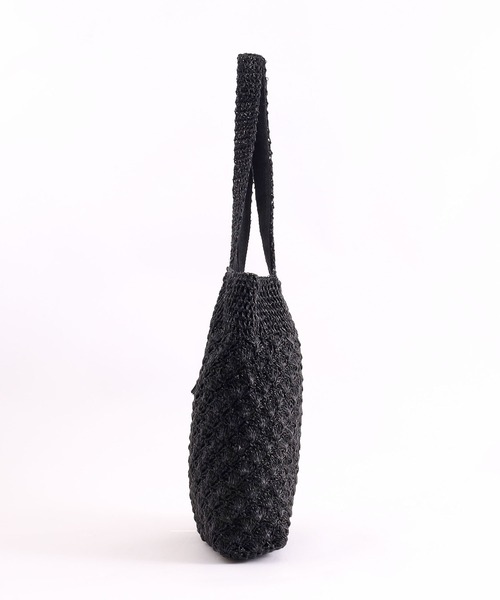 COOCO(クーコ)の「メタリック柄編みトートバッグ/A4対応(かごバッグ・レディース・ゴールド/ブルー/シルバー/ブラック/オレンジ/マルチ・9)」の8枚目の写真