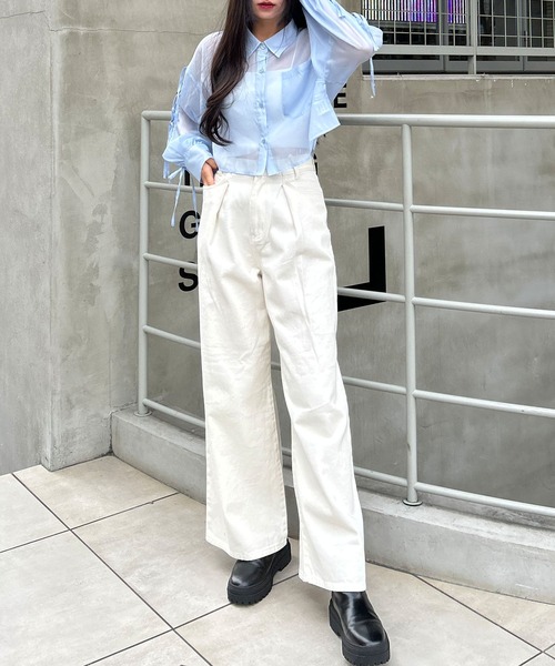 INGNI（イング）の「袖リボンラメシアーショートシャツ（シャツ/ブラウス・レディース・サックスブルー/アイボリー/ピンク/グレー/ミント・M）」の9枚目の写真