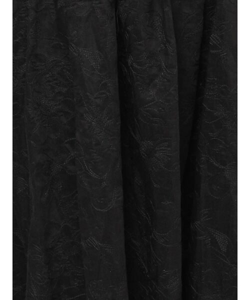 CALNAMUR（カルナムール）の「FLOWER EMBROIDERY VOLUME SK（スカート・レディース・ブラック/ホワイト・FREE）」の13枚目の写真