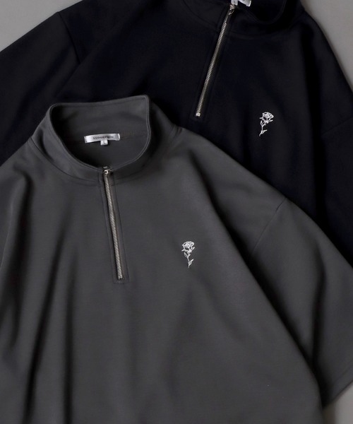 SITRY（シトリー）の「Rose Embroidery Punch the dough Half Zip Shirt/ポンチ オーバーサイズ 薔薇 ワンポイント刺繍 ハーフジップ 半袖Tシャツ（Tシャツ/カットソー・メンズ・ホワイト/チャコール/ブラック・L/M）」の3枚目の写真