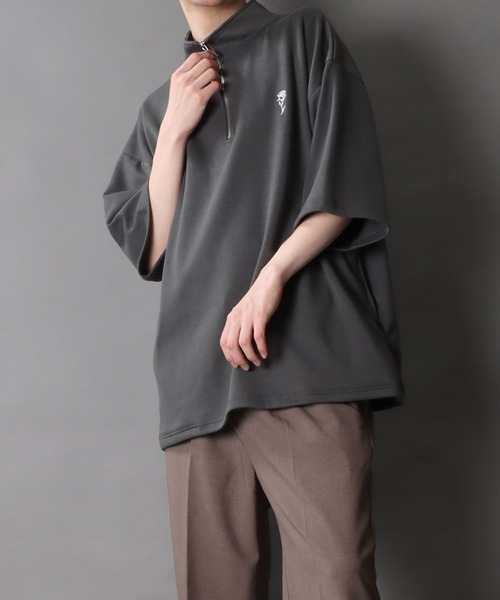 SITRY（シトリー）の「Rose Embroidery Punch the dough Half Zip Shirt/ポンチ オーバーサイズ 薔薇 ワンポイント刺繍 ハーフジップ 半袖Tシャツ（Tシャツ/カットソー・メンズ・ホワイト/チャコール/ブラック・L/M）」の21枚目の写真