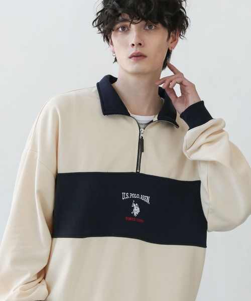 U.S. POLO ASSN.(ユーエスポロアッスン)の「U.S. POLO ASSN. 別注 ワンポイントロゴ刺繍スタンドネックスウェットハーフジップ(スウェット・メンズ・ブラック×グレー/ベージュ/アッシュグレー/グレー系/アイボリー/ホワイト系/ブラック・S/M/L)」の3枚目の写真