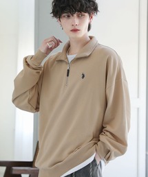 U.S. POLO ASSN.（ユーエスポロアッスン）の「U.S. POLO ASSN. 別注 ワンポイントロゴ刺繍スタンドネックスウェットハーフジップ（スウェット・メンズ）」