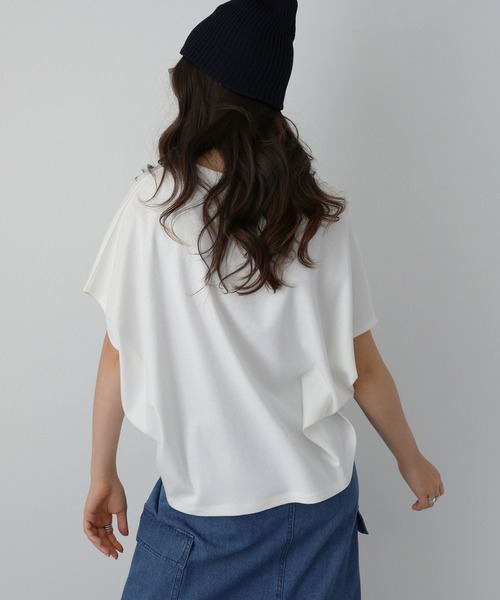 saloon（サルーン）の「SALOON(サルーン)/　ドルマン　ルーズ　Ｔシャツ（Tシャツ/カットソー・レディース・ブラック/ホワイト/ライトブルー・FREE）」の8枚目の写真