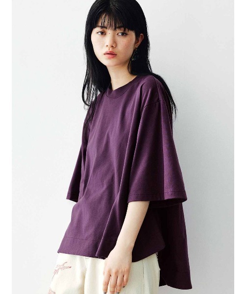 MEDE19F(メデジュウキュウ)の「MEDE19F 汗じみ軽減加工のオーバーシルエットトップス(Tシャツ/カットソー・レディース・チャコールグレー/ブルーグリーン/ダークネイビー/ピンク/ネイビー/イエロー系その他/ライトベージュ/ダークブラウン/プラム/スモークピンク/カーキ/ブルーグレー・L/LL/M/3L)」の9枚目の写真