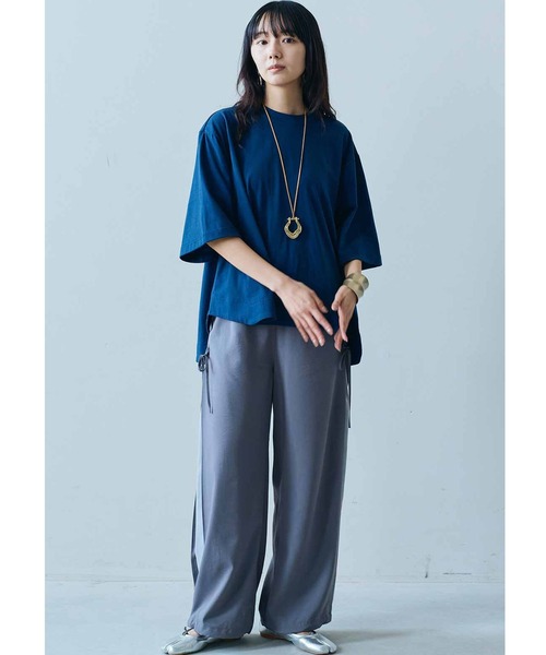 MEDE19F(メデジュウキュウ)の「MEDE19F 汗じみ軽減加工のオーバーシルエットトップス(Tシャツ/カットソー・レディース・チャコールグレー/ブルーグリーン/ダークネイビー/ピンク/ネイビー/イエロー系その他/ライトベージュ/ダークブラウン/プラム/スモークピンク/カーキ/ブルーグレー・L/LL/M/3L)」の16枚目の写真
