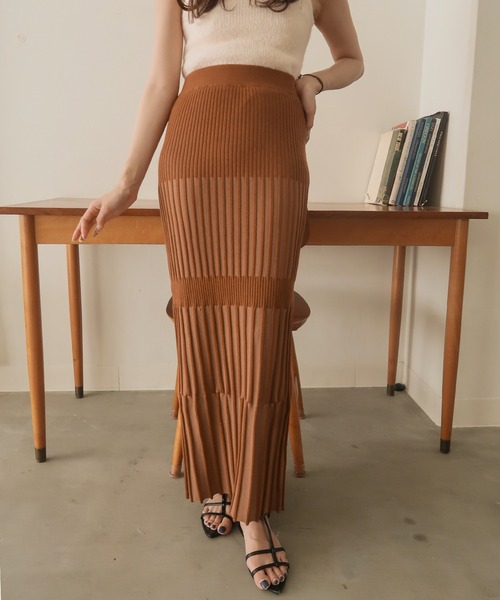 mideal（マイディール）の「block ribknit skirt / ブロックリブニットスカート（スカート・レディース・グリーン/オレンジ・FREE）」の10枚目の写真