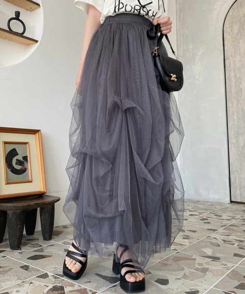 moment+（モーメントプラス）の「タックボリュームチュールスカート