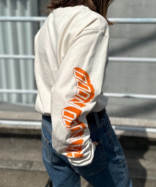 mi via loca(ミヴィアロカ)の「GILDAN OHHH NOOO NOOO 袖ロゴロンT 【PT NO. MVL035】(Tシャツ/カットソー・レディース・オフホワイト/ブラック/ナチュラル・MEDIUM/X-LARGE)」の17枚目の写真