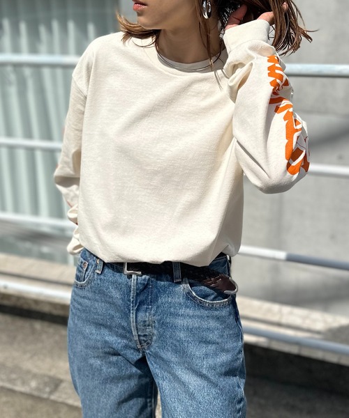 mi via loca(ミヴィアロカ)の「GILDAN OHHH NOOO NOOO 袖ロゴロンT 【PT NO. MVL035】(Tシャツ/カットソー・レディース・オフホワイト/ブラック/ナチュラル・MEDIUM/X-LARGE)」の22枚目の写真