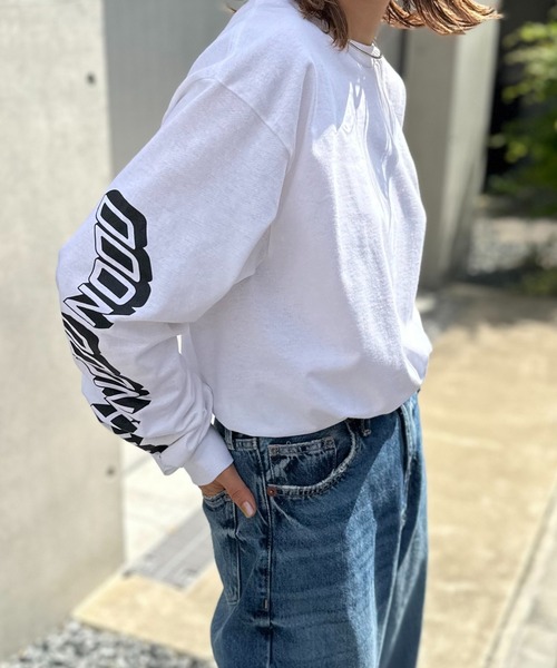 mi via loca(ミヴィアロカ)の「GILDAN OHHH NOOO NOOO 袖ロゴロンT 【PT NO. MVL035】(Tシャツ/カットソー・レディース・オフホワイト/ブラック/ナチュラル・MEDIUM/X-LARGE)」の6枚目の写真