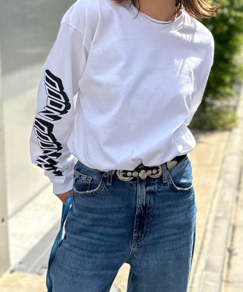 mi via loca(ミヴィアロカ)の「GILDAN OHHH NOOO NOOO 袖ロゴロンT 【PT NO. MVL035】(Tシャツ/カットソー・レディース・オフホワイト/ブラック/ナチュラル・MEDIUM/X-LARGE)」の4枚目の写真