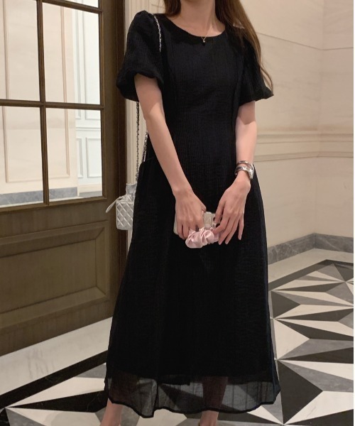 FREE STYLISTS(フリー スタイリスト)の「YUGA_YGMC パフスリーブ ドレスワンピース(ドレス・レディース・ブラック/ホワイト/ライトグリーン・FREE)」の3枚目の写真