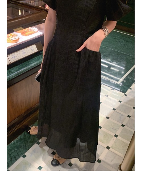 FREE STYLISTS(フリー スタイリスト)の「YUGA_YGMC パフスリーブ ドレスワンピース(ドレス・レディース・ブラック/ホワイト/ライトグリーン・FREE)」の17枚目の写真