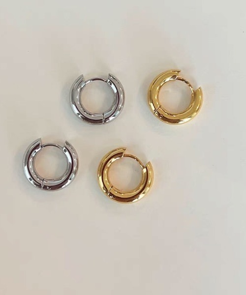 E&C closet…(イーアンドシークローゼット)の「ミニフープピアス(ピアス(両耳用)・レディース・シルバー/シルバー×ゴールド/ゴールド・FREE)」の17枚目の写真