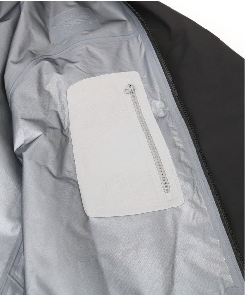 ARC'TERYX(アークテリクス)の「Arx'teryx(アークテリクス)/ ベータ ジャケット Beta Jacket / ARC7726 /(ナイロンジャケット・レディース・その他1・MEDIUM/LARGE)」の5枚目の写真