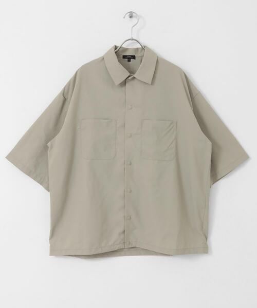 ITEMS URBANRESEARCH（アイテムズ アーバンリサーチ）の「『UVカット』クールタッチナイロン スナップボタンショートスリーブシャツ（シャツ/ブラウス・メンズ・カーキ/ブラック/オフホワイト・LARGE/MEDIUM）」の16枚目の写真