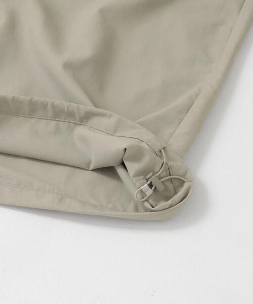 ITEMS URBANRESEARCH（アイテムズ アーバンリサーチ）の「『UVカット』クールタッチナイロン スナップボタンショートスリーブシャツ（シャツ/ブラウス・メンズ・カーキ/ブラック/オフホワイト・LARGE/MEDIUM）」の17枚目の写真