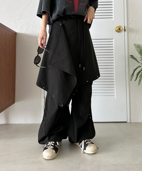 sedacle（セダクル）の「スタッズ巻きスカート【SETUP着用可能】（スカート・メンズ・グレー/オフホワイト/ブラック・FREE）」の11枚目の写真