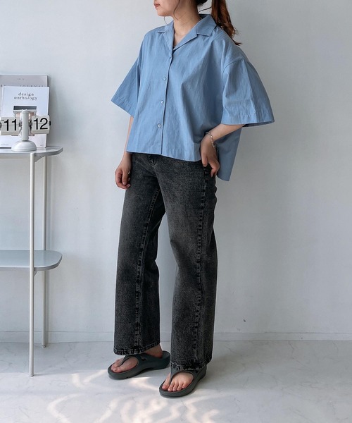 AS KNOW AS plus(アズノゥアズプラス)の「◎開襟シンプル半袖シャツ(シャツ/ブラウス・レディース・ホワイト系/ブラック系/グリーン系/ブルー系・FREE)」の20枚目の写真