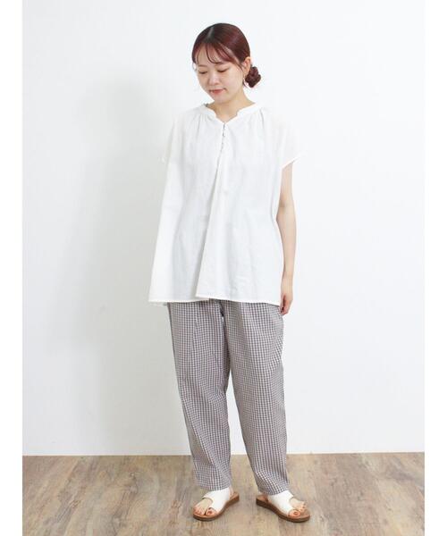 Samansa Mos2(サマンサ モスモス)の「くるみボタンスキッパーブラウス(シャツ/ブラウス・レディース・チャコールグレー/ブルー/オフホワイト/イエロー・F)」の20枚目の写真