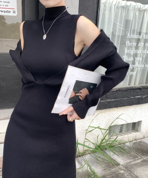 aere U-neck one-piece -made in Japan -