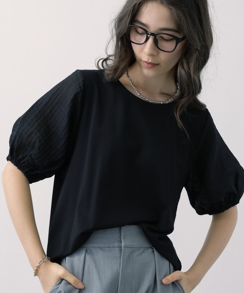 saloon（サルーン）の「SALOON(サルーン)/ラメプリーツプルオーバー【手洗い可】五分袖（Tシャツ/カットソー・レディース・ベージュ/ブラック/オフホワイト・FREE）」の3枚目の写真