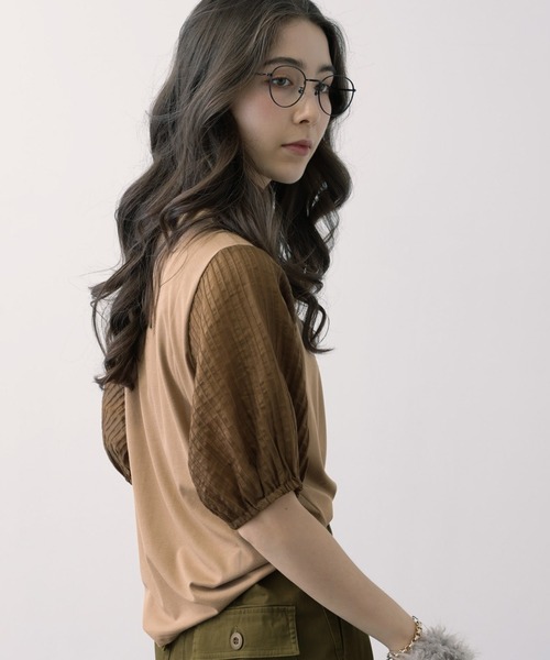 saloon（サルーン）の「SALOON(サルーン)/ラメプリーツプルオーバー【手洗い可】五分袖（Tシャツ/カットソー・レディース・ベージュ/ブラック/オフホワイト・FREE）」の5枚目の写真