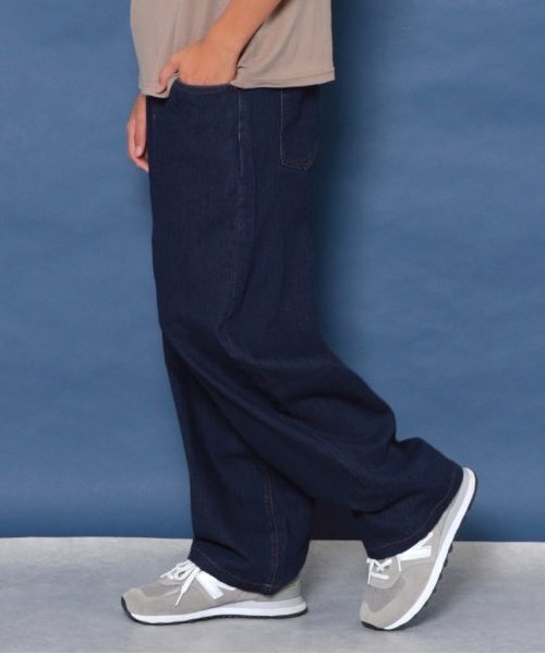 GLAZOS（グラソス）の「ストレッチデニム・ワイドバギーパンツ（その他パンツ・キッズ・インディゴブルー/ライトブルー/ブラック・140cm/150cm/160cm/170cm）」の3枚目の写真