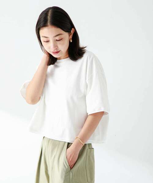 URBAN RESEARCH Sonny Label（アーバンリサーチサニーレーベル）の「USAコットンクロップドワイドTシャツ（Tシャツ/カットソー・レディース・ブラック/ピンク/オフホワイト・FREE）」の9枚目の写真