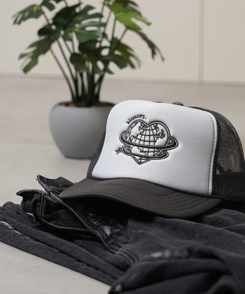 メッシュキャップ ホワイトグレー LAロゴ メッシュキャップ ホワイト