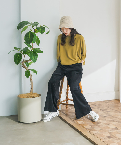 URBAN RESEARCH DOORS（アーバンリサーチドアーズ）の「ベロアコールイージーパンツ（その他パンツ・レディース・グレー/ブラック・MEDIUM）」の8枚目の写真