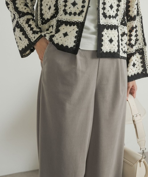 URBAN RESEARCH DOORS（アーバンリサーチドアーズ）の「ベロアコールイージーパンツ（その他パンツ・レディース・グレー/ブラック・MEDIUM）」の18枚目の写真