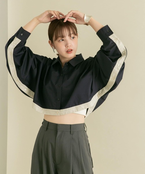 【セール】バイカラーヘムクロップドシャツ（シャツ/ブラウス）｜KBF（ケイビーエフ）