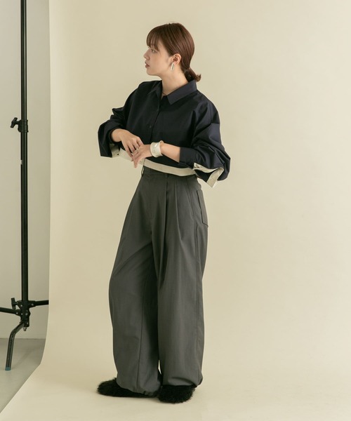 【セール】バイカラーヘムクロップドシャツ（シャツ/ブラウス）｜KBF（ケイビーエフ）