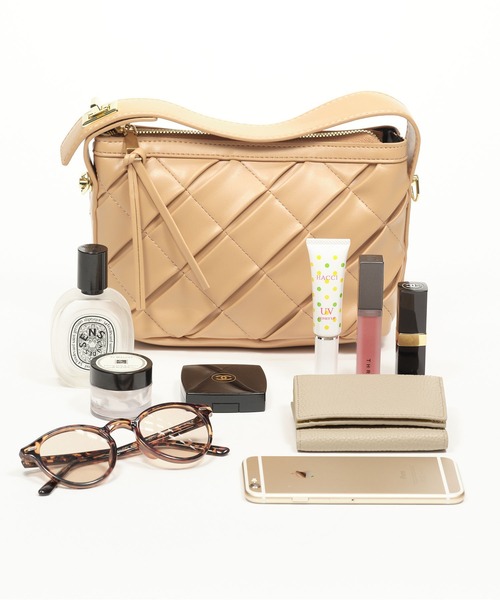 ZAKKA-BOX(ザッカボックス)の「スラッシュステッチ2WAYショルダーバッグ(ショルダーバッグ・レディース・ブラック/ベージュ/アイボリー・FREE)」の15枚目の写真