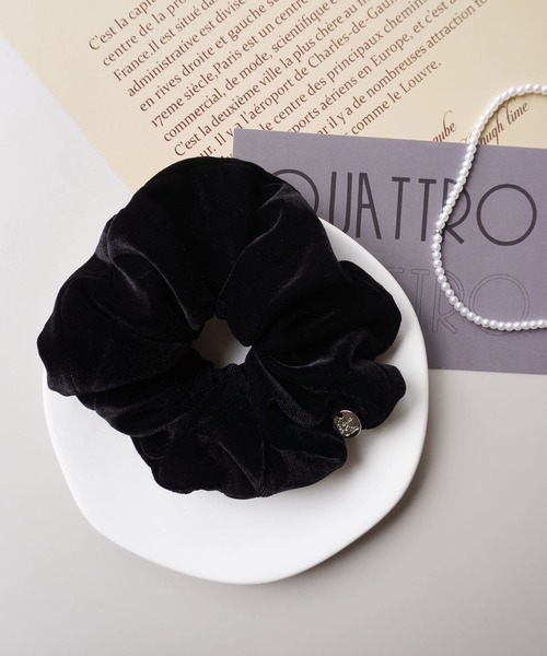 ammy.（エイミードット）の「【 ammy. / エイミードット 】 ベロア ビッグ シュシュ（シュシュ・レディース・ワインレッド/ブラック・FREE）」の8枚目の写真