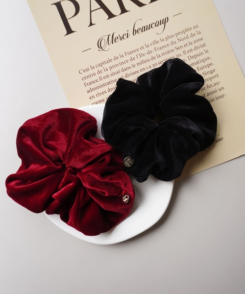 ammy.（エイミードット）の「【 ammy. / エイミードット 】 ベロア ビッグ シュシュ（シュシュ・レディース・ワインレッド/ブラック・FREE）」の9枚目の写真