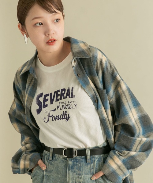 KBF(ケイビーエフ)の「シアープリントコンパクトTEE(Tシャツ/カットソー・レディース・オフホワイト/ブルー/ブラック・ONE)」の2枚目の写真