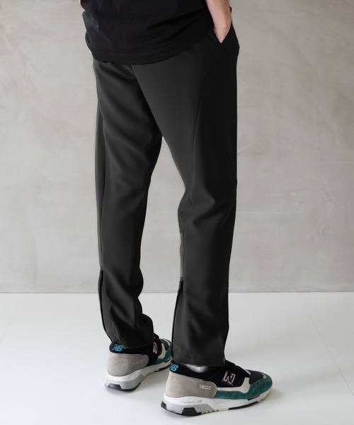 Iroquois（イロコイ）の「COMFORT TWILL BACK ZIP PT コンフォートツイルバックジップパンツ（その他パンツ・メンズ・ブラック/グレイッシュベージュ/チャコールグレー・1/2/3）」の5枚目の写真