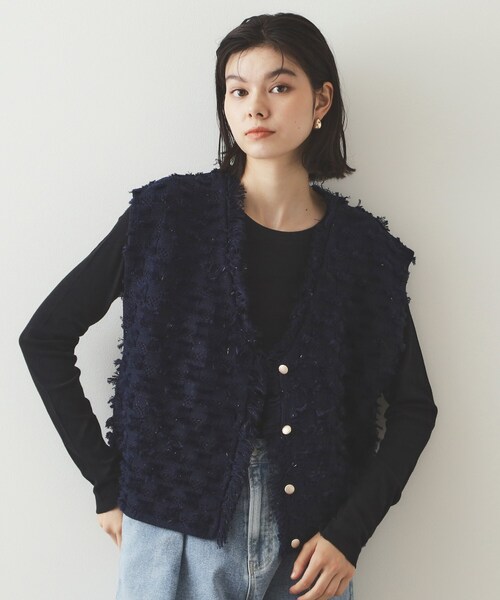 OPAQUE.CLIP（オペークドットクリップ）の「◆ラメツイード風ニットベスト【洗濯機洗い可】（ニット/セーター・レディース・ライトグレー/ブラック/ネイビー・40/38）」の3枚目の写真