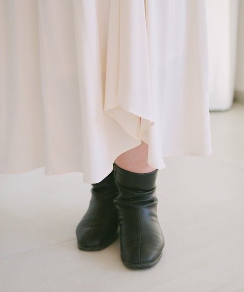 Louiosy(ルオシー)の「【大きいサイズ】チャーム付きイレヘムキャミワンピース(ワンピース・レディース・ブラック/アイボリー/ミント/ブラック系その他・4L/LL/3L)」の20枚目の写真