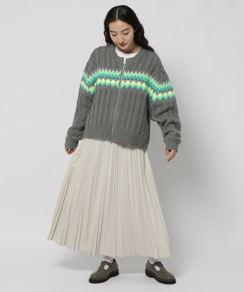 niko and...(ニコアンド)の「レザーライクプリーツスカート(スカート・レディース・ブラック/アイボリー・MEDIUM/LARGE)」の17枚目の写真