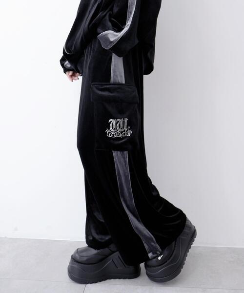 Whinny（ホワイニー）の「Whinny/カリスマベロキラパンティー