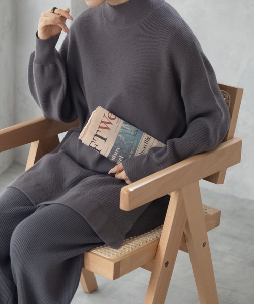 HusHusH（ハッシュアッシュ）の「HusHusH もちもち リブハイネックニットプルオーバー（ニット/セーター・レディース・レッド/ブラック/チャコールグレー・M/L）」の16枚目の写真