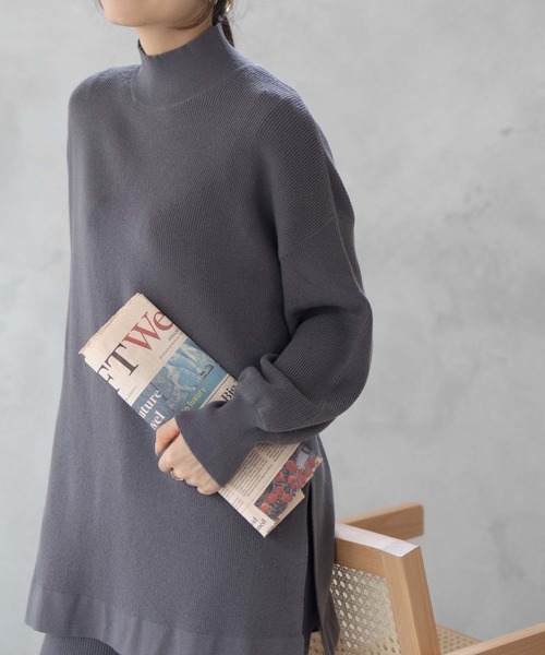 HusHusH（ハッシュアッシュ）の「HusHusH もちもち リブハイネックニットプルオーバー（ニット/セーター・レディース・レッド/ブラック/チャコールグレー・M/L）」の18枚目の写真