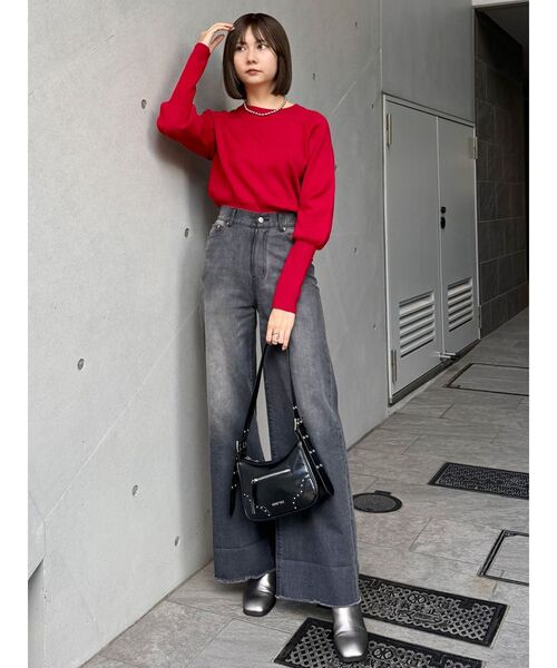 MURUA（ムルーア）の「スタッズハーフムーンバッグ（ハンドバッグ・レディース・ゴールド系その他/ブラック・FREE）」の9枚目の写真